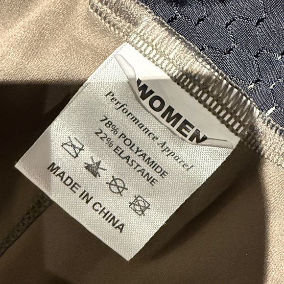 Wyn Republic Cycling Bibs - Picture 4 of 10